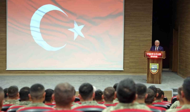 Milli Savunma Bakanı Güler: "Terör örgütünün belini kırdık. Son çırpınışlarını veren teröristlerin başı, tereddütsüz bir şekilde ezilecektir"