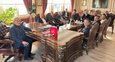 Akgül ve yönetiminden Başkan Erarslan’a nezaket ziyareti