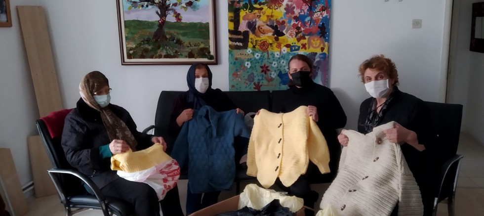 BUKET ÖĞRETMENDEN ANLAMLI HEDİYE