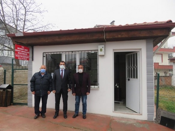 MAHALLENİN SORUNLARINI YERİNDE DİNLEDİ