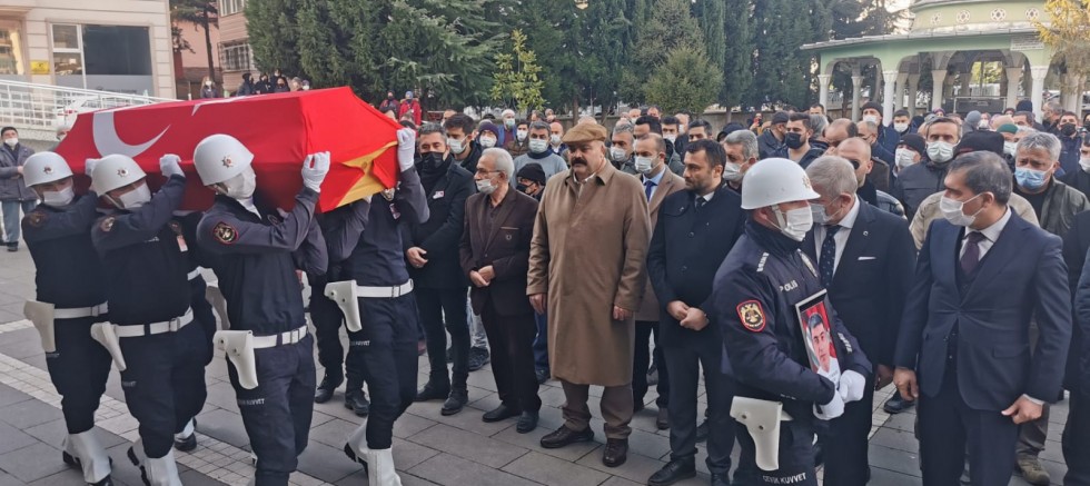 POLİS MEMURU CİVRİ SON YOLCULUĞUNA UĞURLANDI