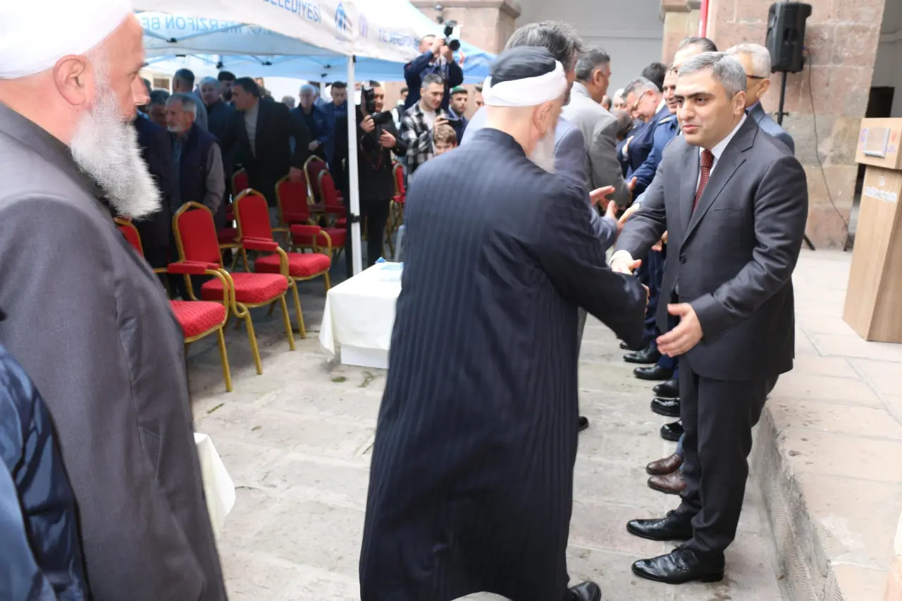 Kaymakam Karaaslan Vatandaşlarla Bayramlaştı 1