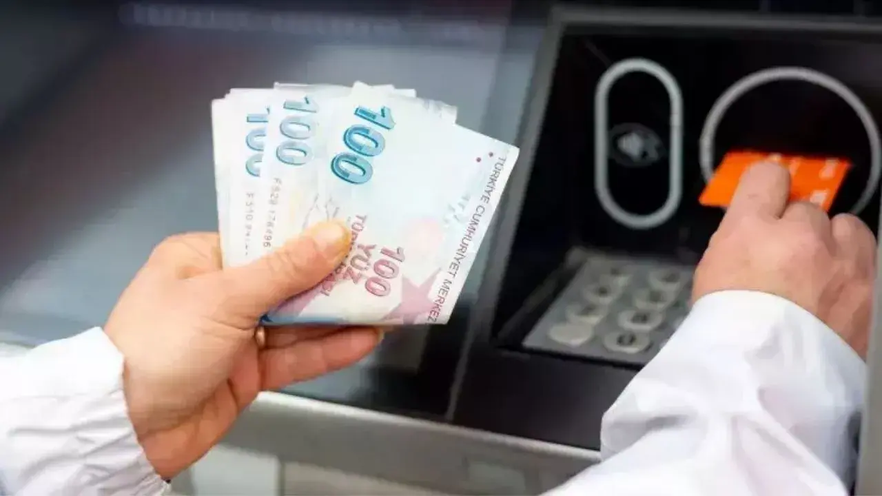 Emeklilere Rekor Ödeme! 27 Bin TL'ye Varan Promosyon Fırsatı Başladı 11