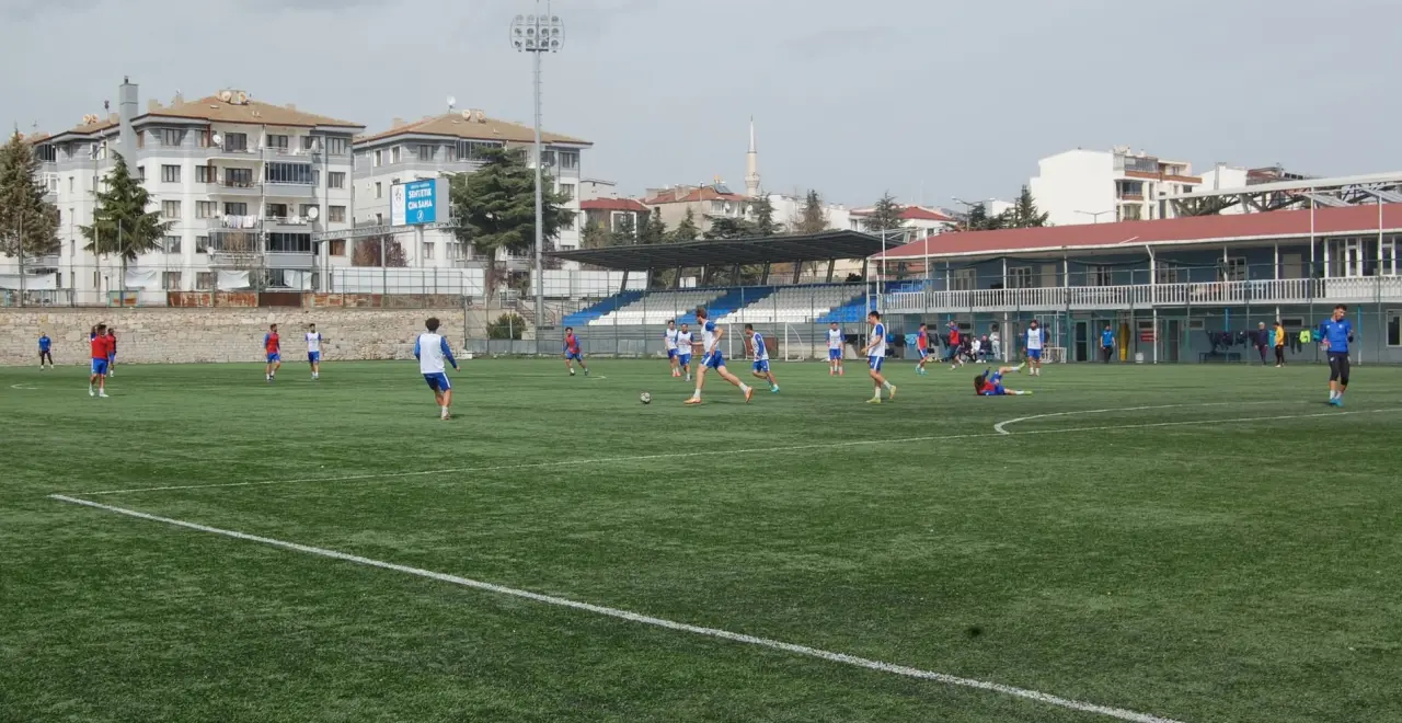 Merzifonspor Antrenmanında Kemik Sesleri 3