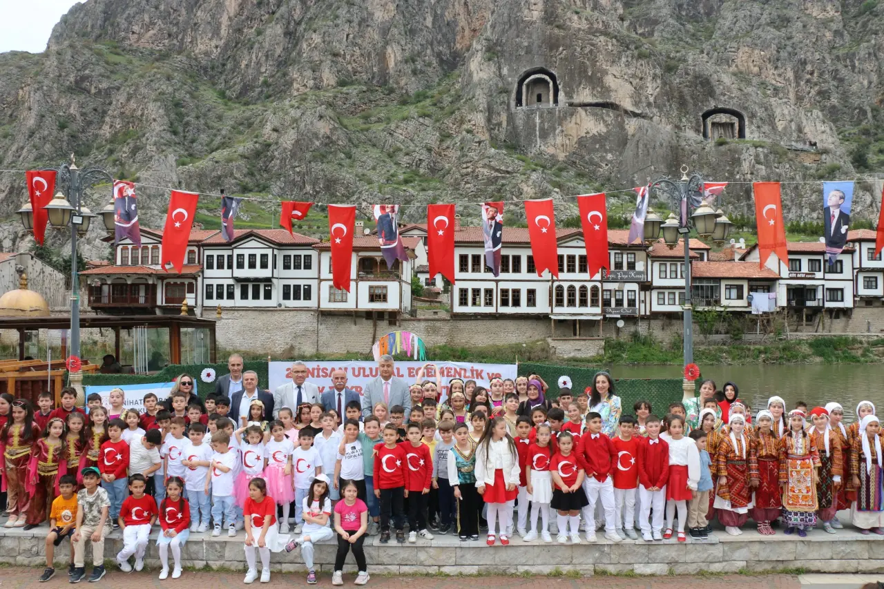 Amasya’da 23 Nisan Etkinlikleri Coşkuyla Sürüyor 4