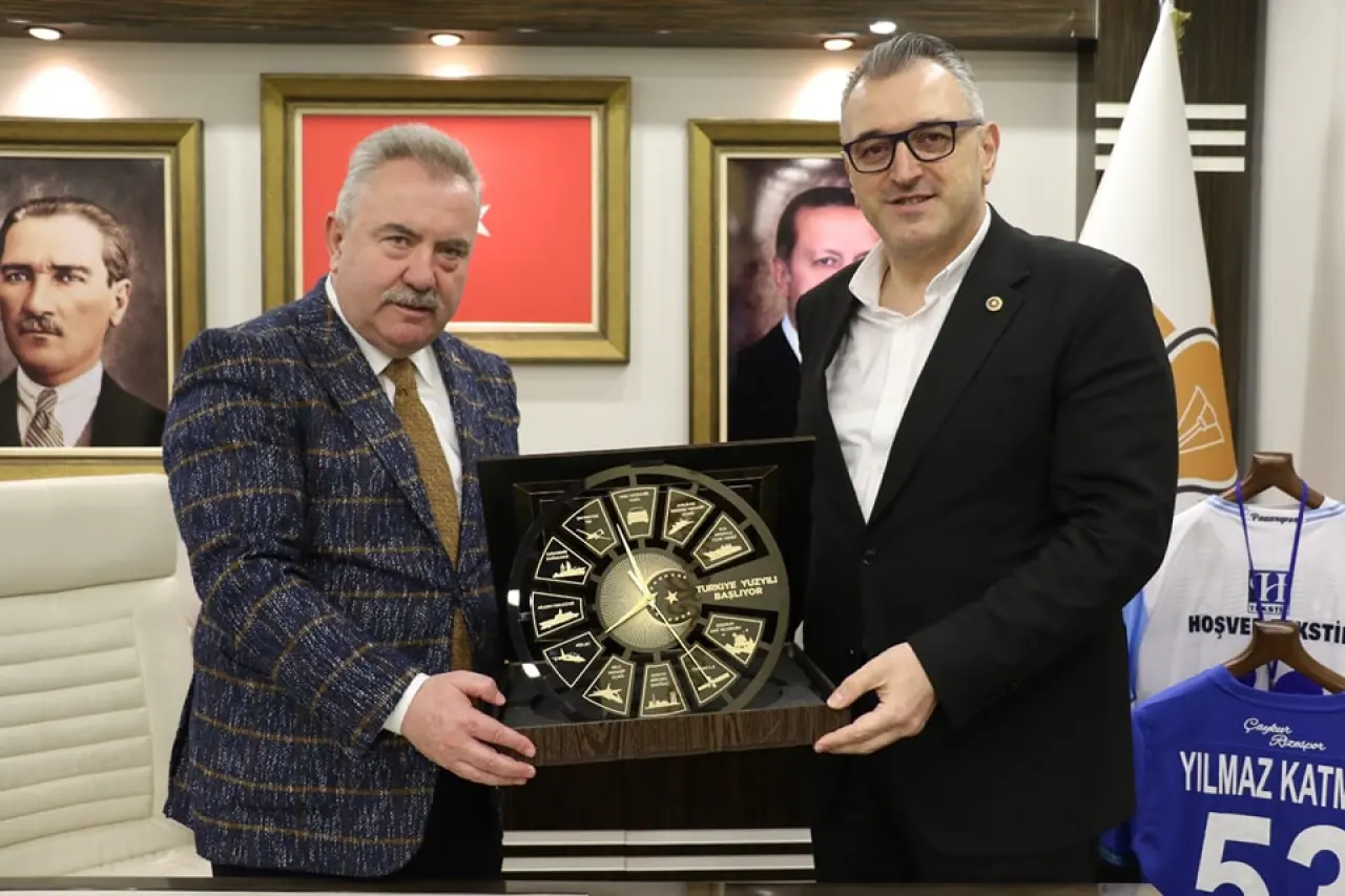 Çilez ve Bölge Koordinatörleri Rize'de Teşkilatla Bir Araya Geldi 4