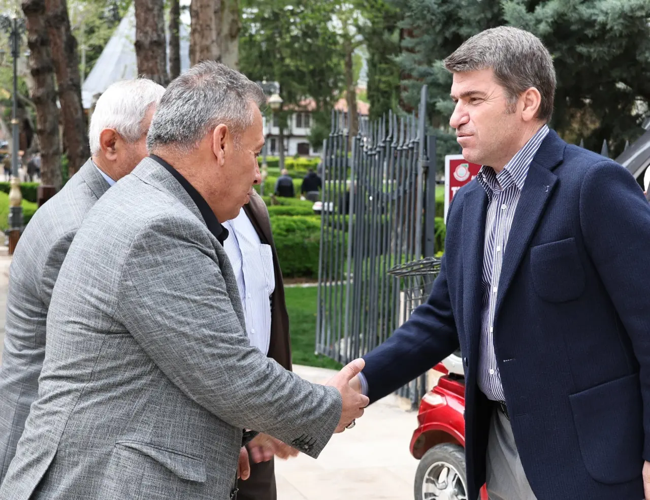 Vali Önder Bakan, Vatandaşlarla Bir Arada 3