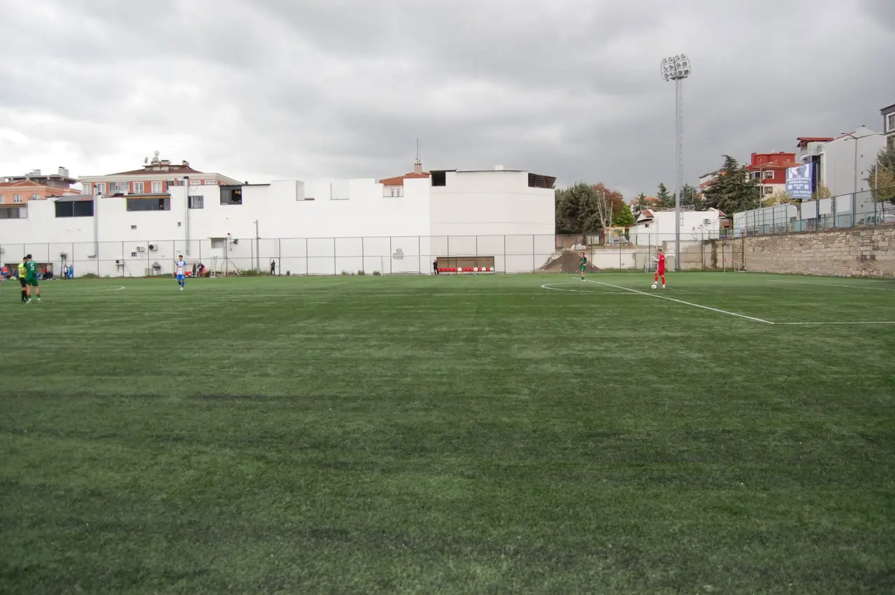 Hakemin Öne Çıktığı Maçı Samsun Türk Telekom Farklı Kazandı: 4-1 4