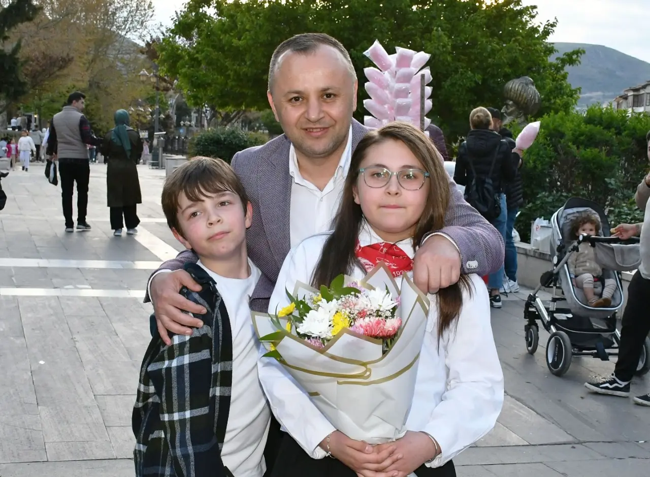 Başkan Sevindi Genç Yeteneklerle Sanat Buluşmasında 3