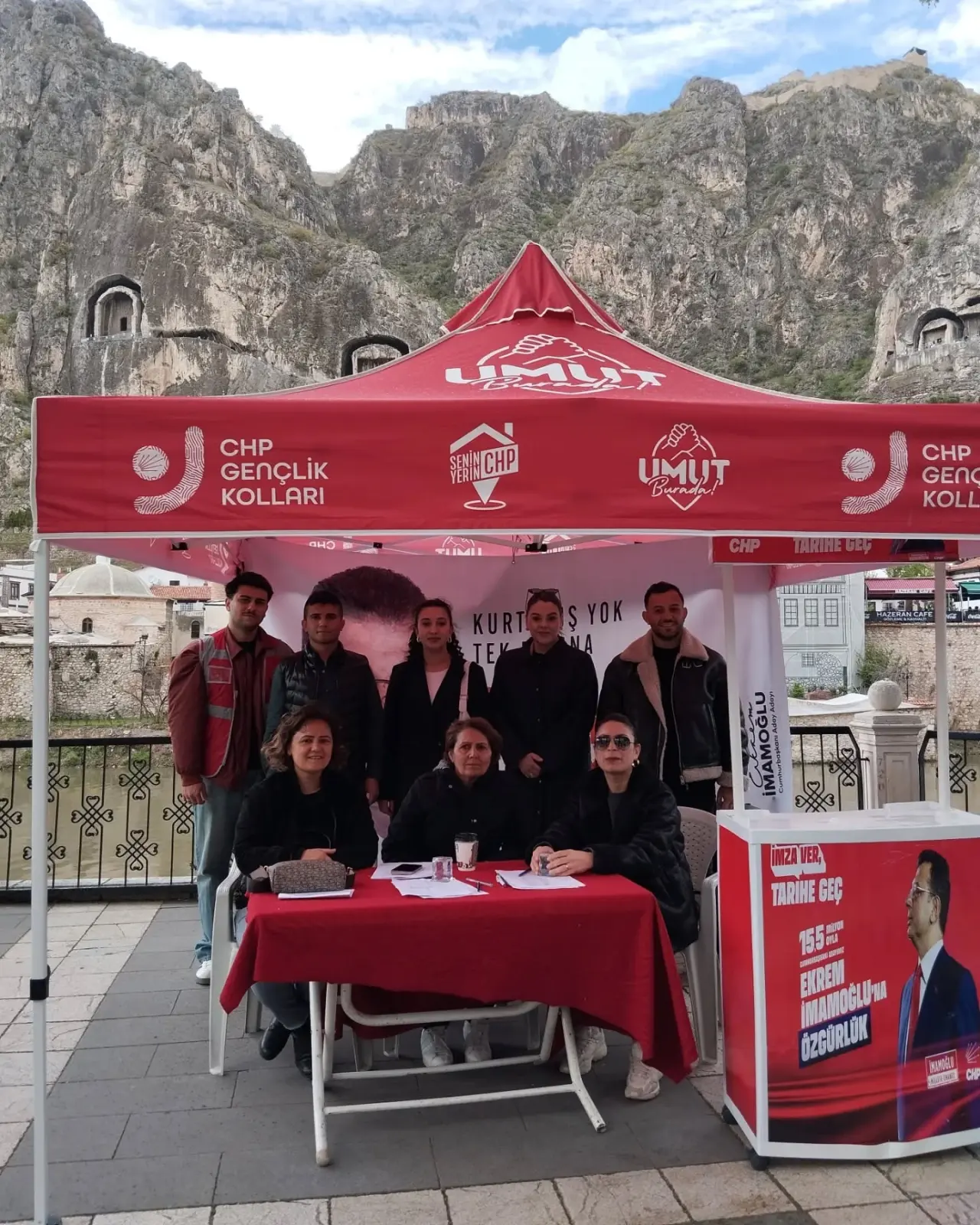 Amasya’da Ekrem İmamoğlu’na Destek İçin İmzalar Yağmur Gibi! 2