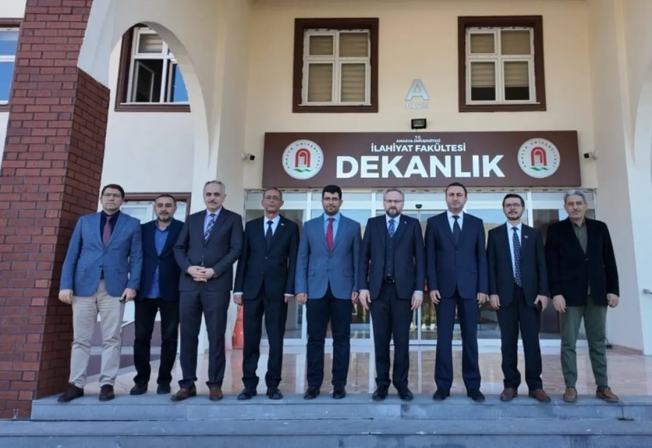 Doç. Dr. Selim Argun Amasyalı Gençlerle Buluştu 3