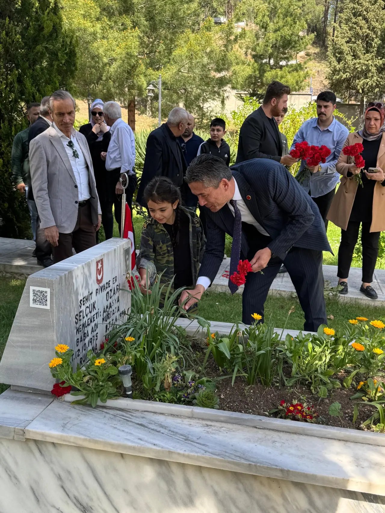 MHP Amasya Teşkilatı’ndan Şehitliğe Anlamlı Ziyaret 1