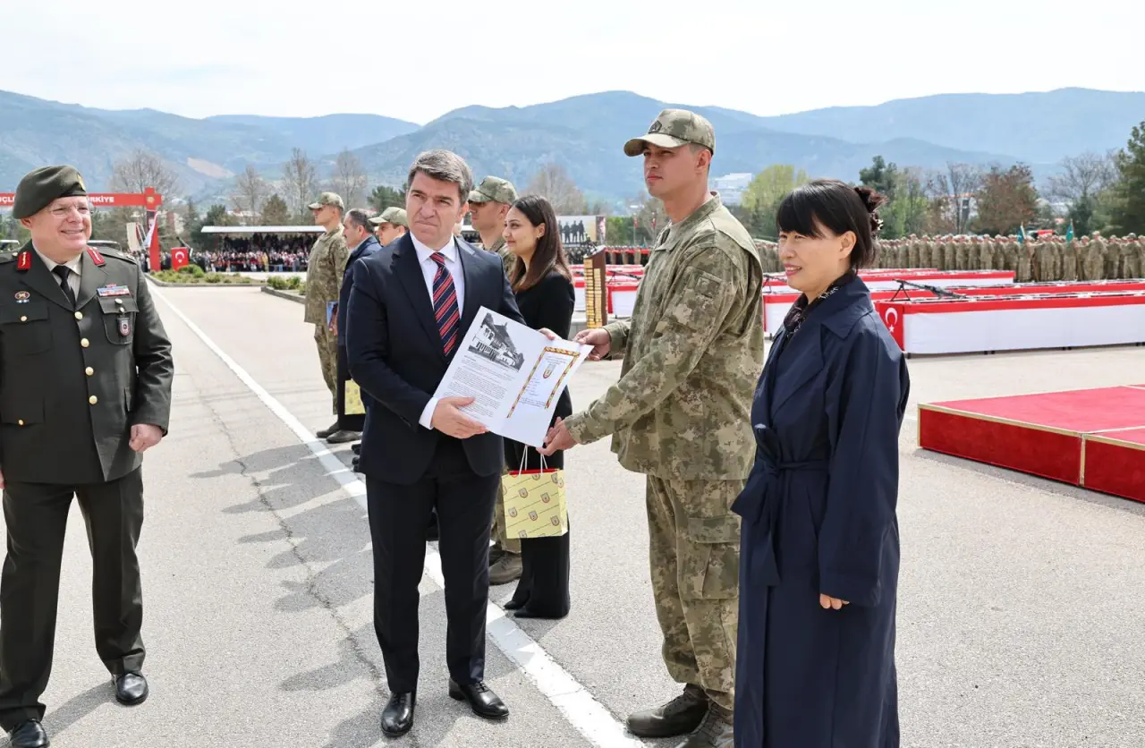 Amasya’da Mehmetçiklerin Antı Törenle Taçlandı 3