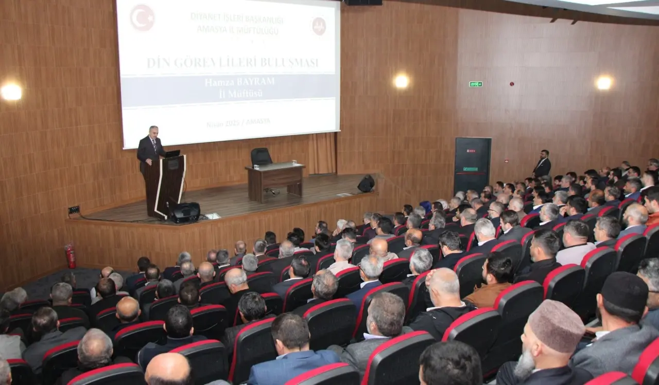 Doç. Dr. Selim Argun, Din Görevlileriyle Amasya’da Buluştu 2