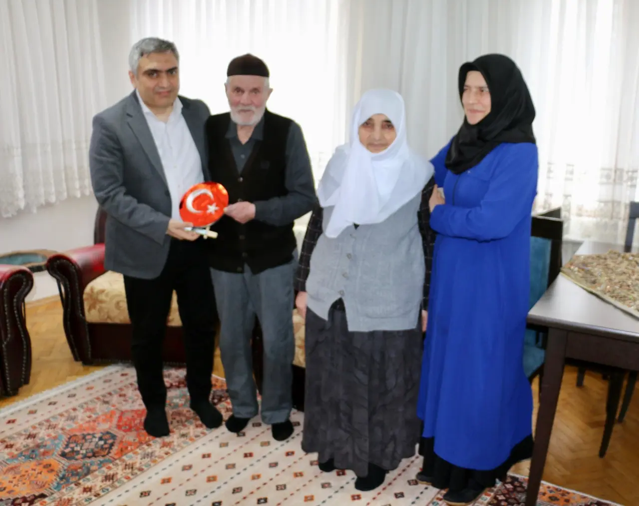 Kaymakam Ahmet Karaaslan’dan Şehit ve Gazi Ailelerine Anlamlı Ziyaret 1