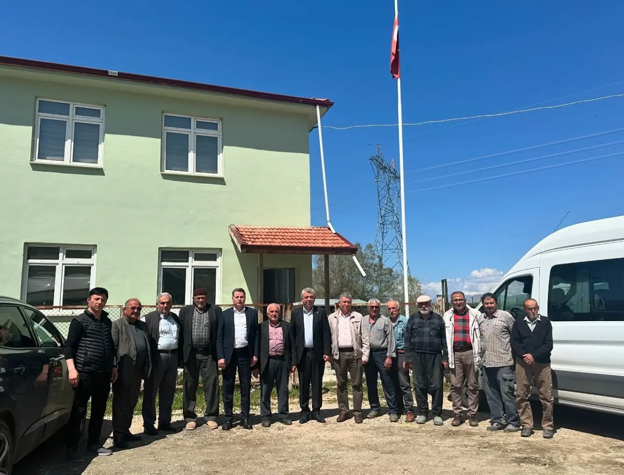 CHP’li Reşat Karagöz’den Karaköprü Köyü’nde Zirai Don Ziyareti 3