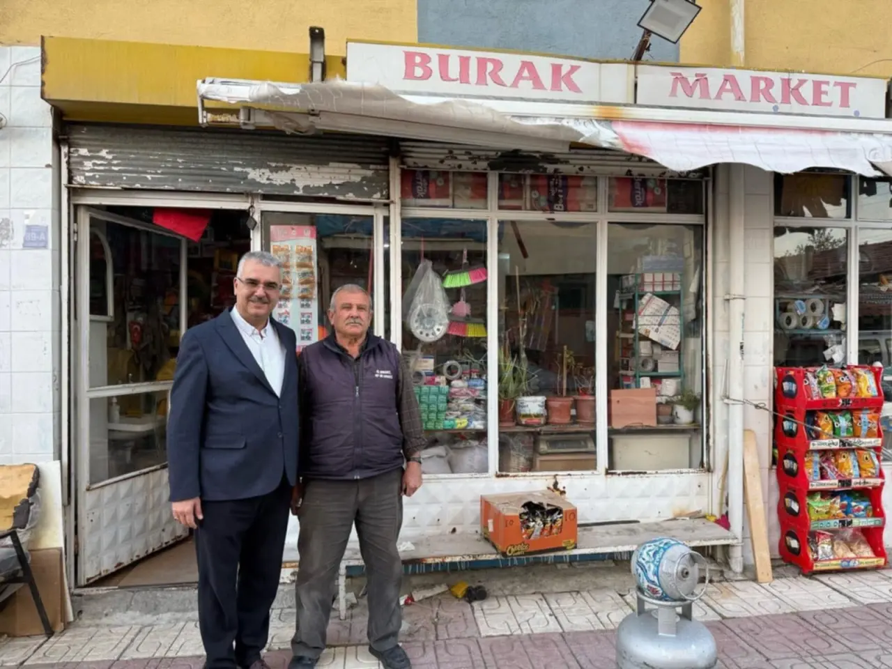AHLATCI’DAN ÖRNEK DAVRANIŞ! 3