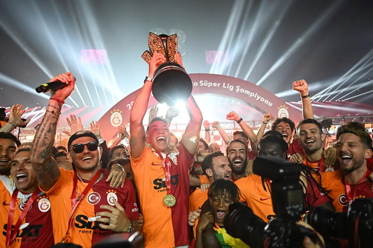 Galatasaray'a Osimhen'den Sonra Bir Dünya Yıldızı Daha: Maaşı 9 Milyon Euro 7