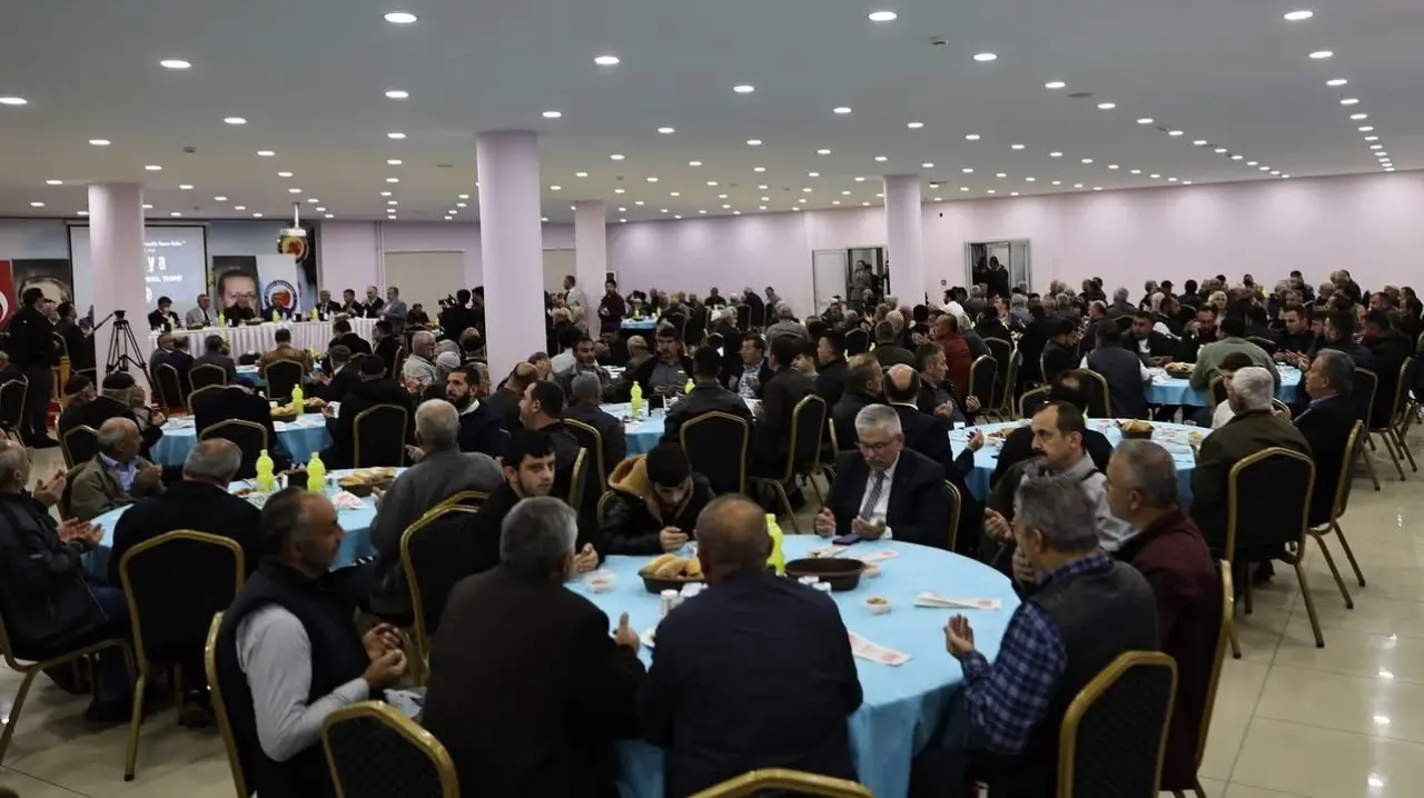 Ziyaret Beldesi'nde Geleneksel Derya Yemeği Yoğun Katılımla Gerçekleştirildi 2