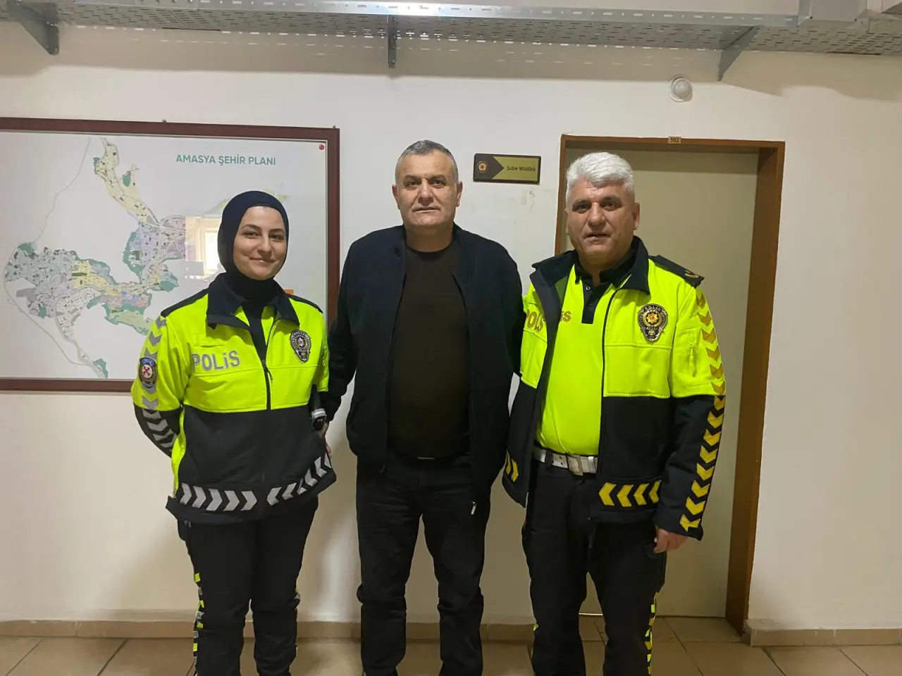 Amasya Emniyetinden Bayramda Vefa Dolu Ziyaret! 1