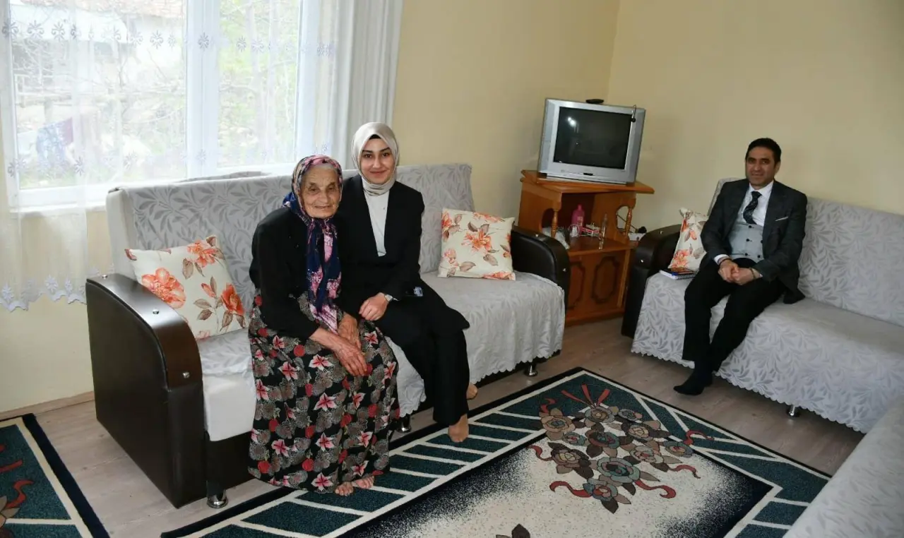 Kaymakam Büşra Güneş’ten Köylerde Hane Ziyaretleri 3