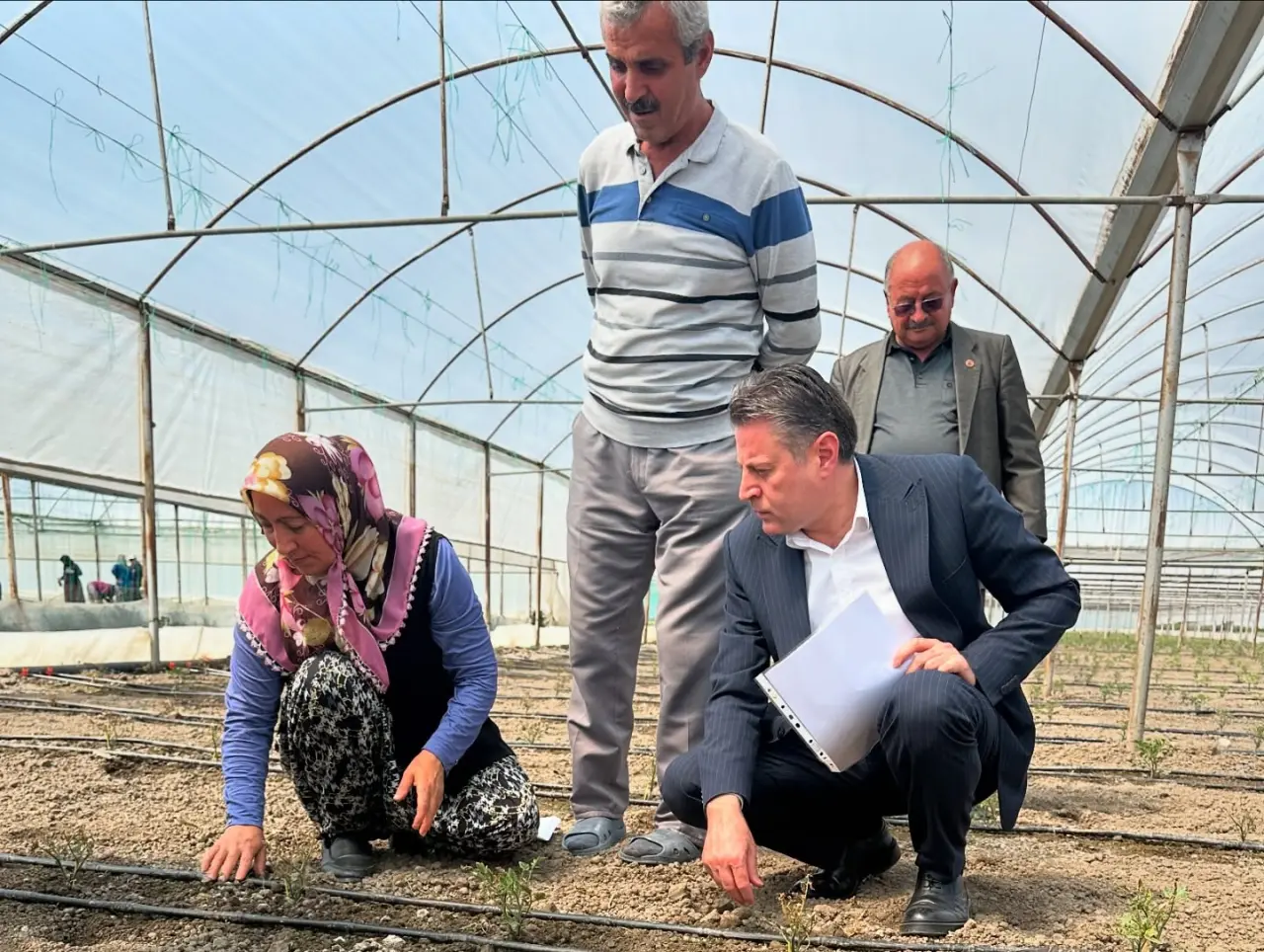 CHP’li Reşat Karagöz’den Karaköprü Köyü’nde Zirai Don Ziyareti 2