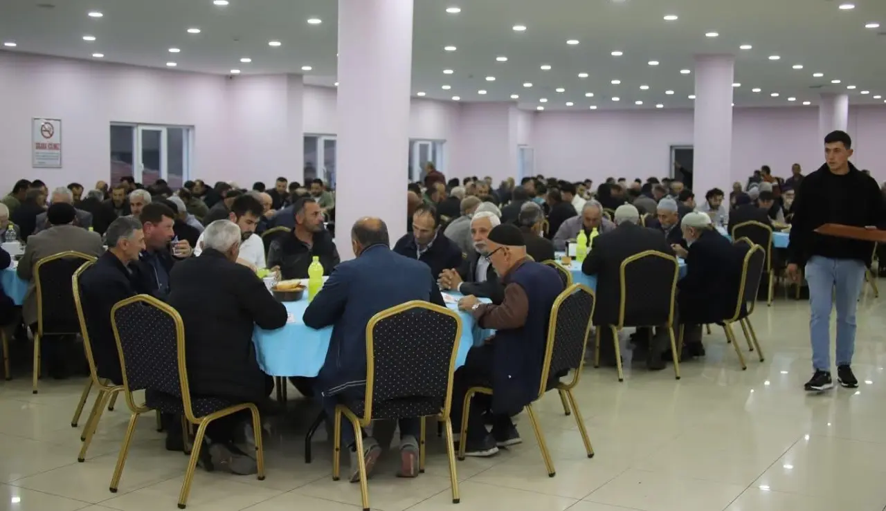 Ziyaret Beldesi'nde Geleneksel Derya Yemeği Yoğun Katılımla Gerçekleştirildi 4