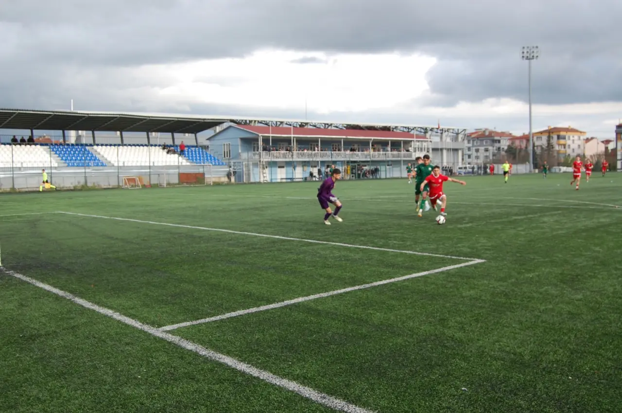 İlk Finalist Sivas Gücü Belediyespor: 5-1 3