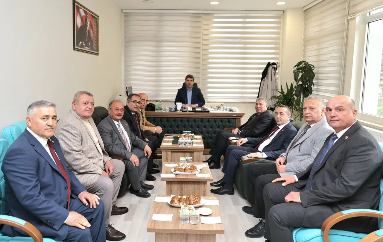 Amasya Valisi Önder Bakan’dan İl Genel Meclisi’ne Ziyaret 2