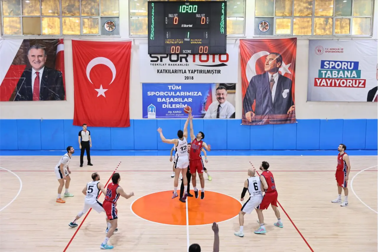 Belediyespor Play-Off’larda: 73-60 3
