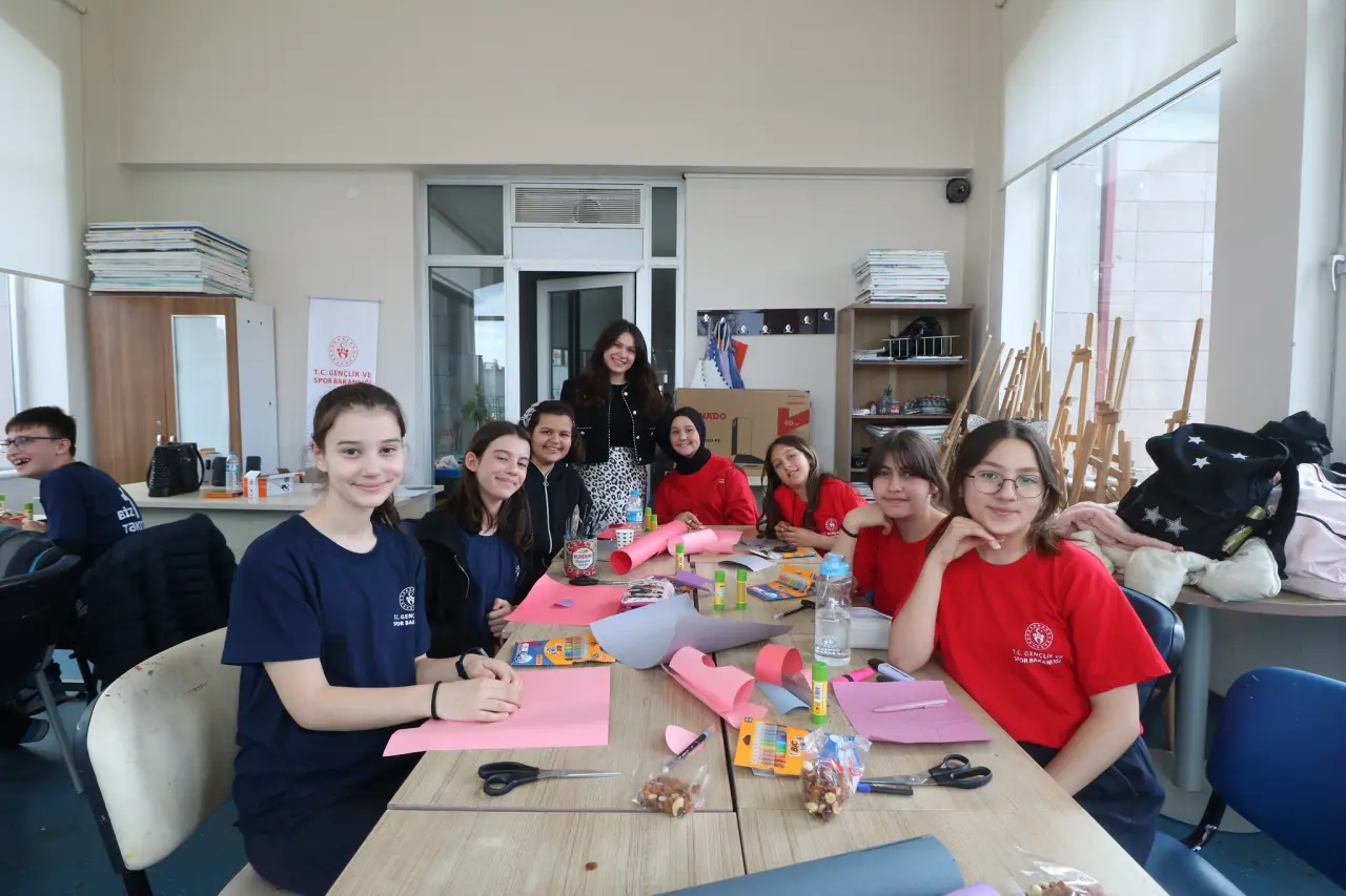 Merzifon’da Gençler Sporla Kaynaşıyor: “Biz Bir Takımız” Projesi Sürüyor 6