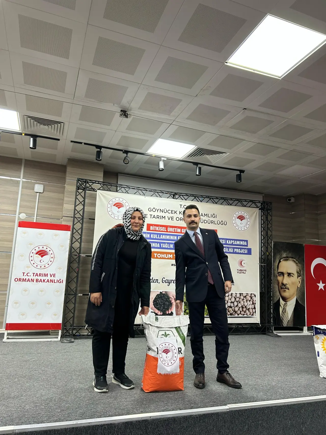 Göynücek’te Tarımda Yeni Dönem Başladı: Tohum Dağıtımı Yapıldı 4