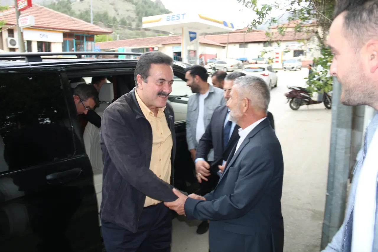 Haluk İpek’ten Zirai Don Ziyareti: “Çiftçimizin Yanındayız” 1
