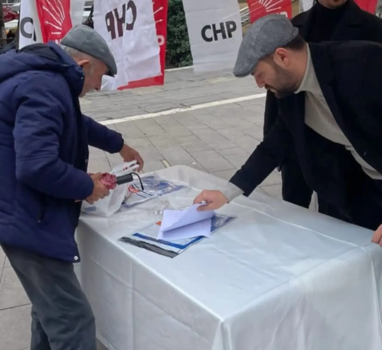 CHP Merzifon’dan İmamoğlu İçin İmza Çağrısı: “Geleceğine İmza At!” 1