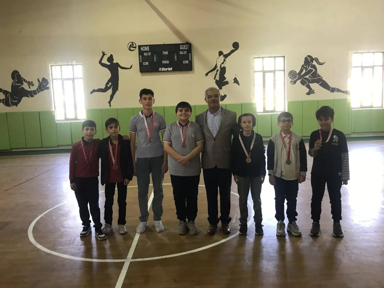 Merzifon’da Zeka Oyunlarıyla Büyüleyen Öğrenciler Ödüllerini Aldı 2