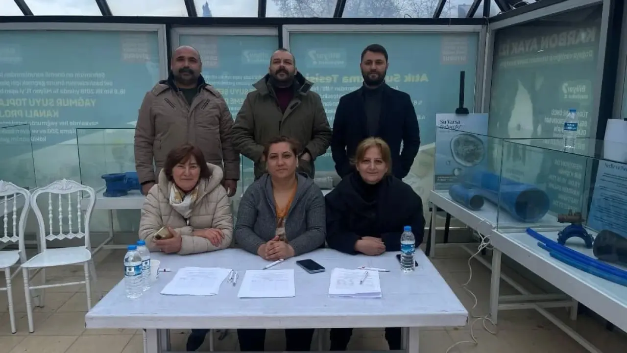 Yağışa Aldırmadan İmza Kampanyasına Devam! 2