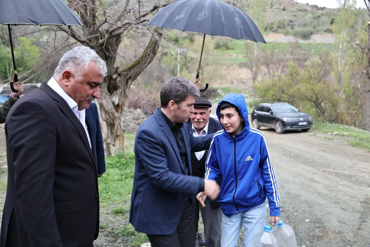 Vali Önder Bakan ve Milletvekili Haluk İpek Beke Köyü’nde 1