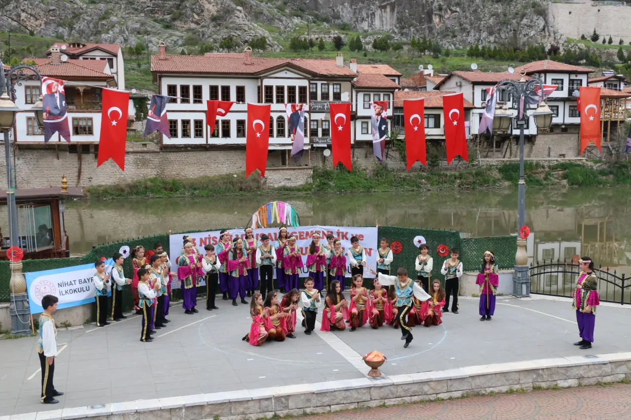 Amasya’da 23 Nisan Etkinlikleri Coşkuyla Sürüyor 3