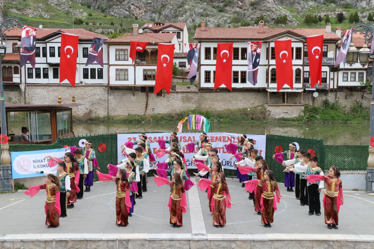 Amasya’da 23 Nisan Etkinlikleri Coşkuyla Sürüyor 2