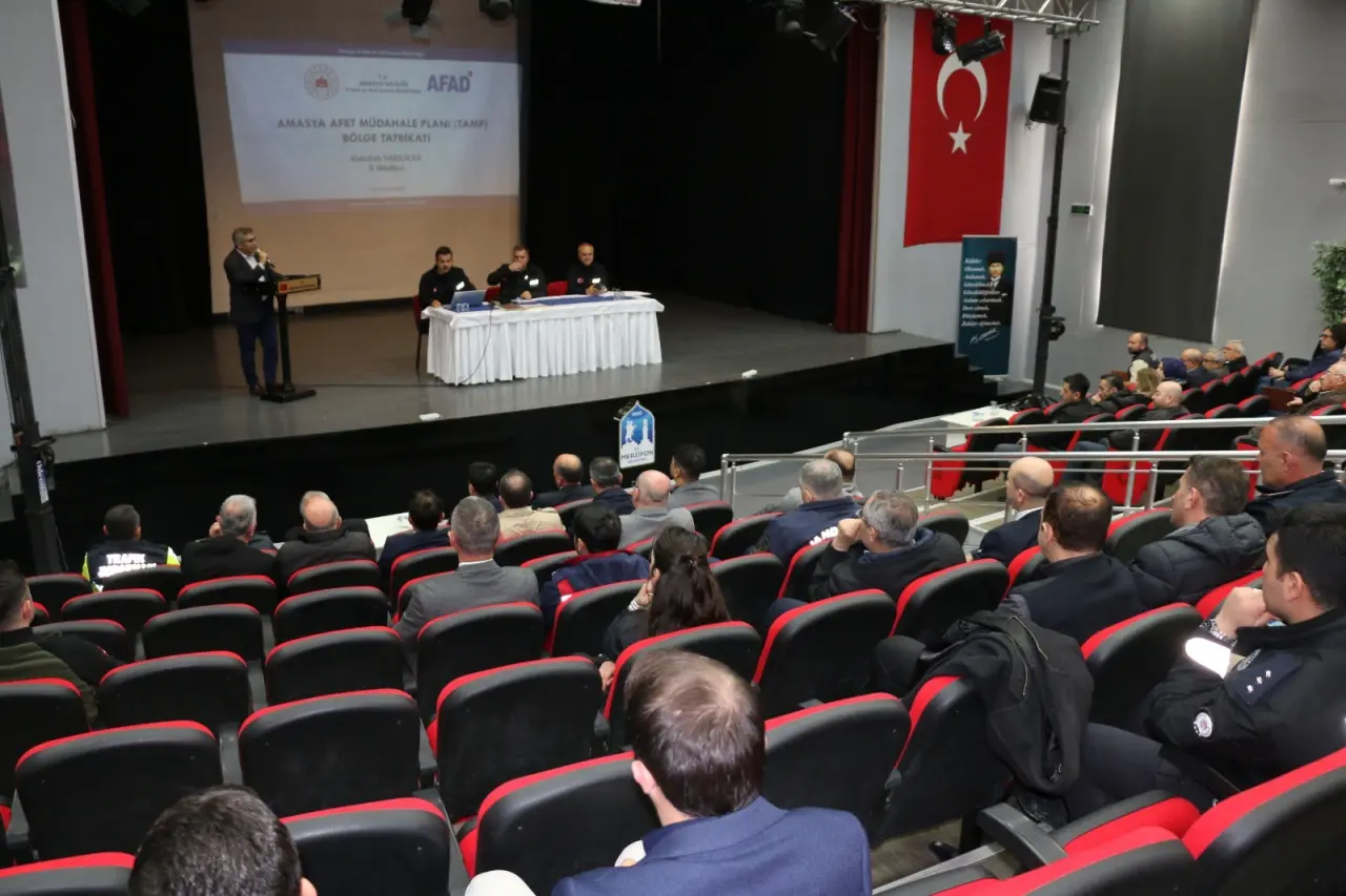Merzifon’da TAMP Tatbikatı Bilgilendirme Toplantısı Gerçekleştirildi 1