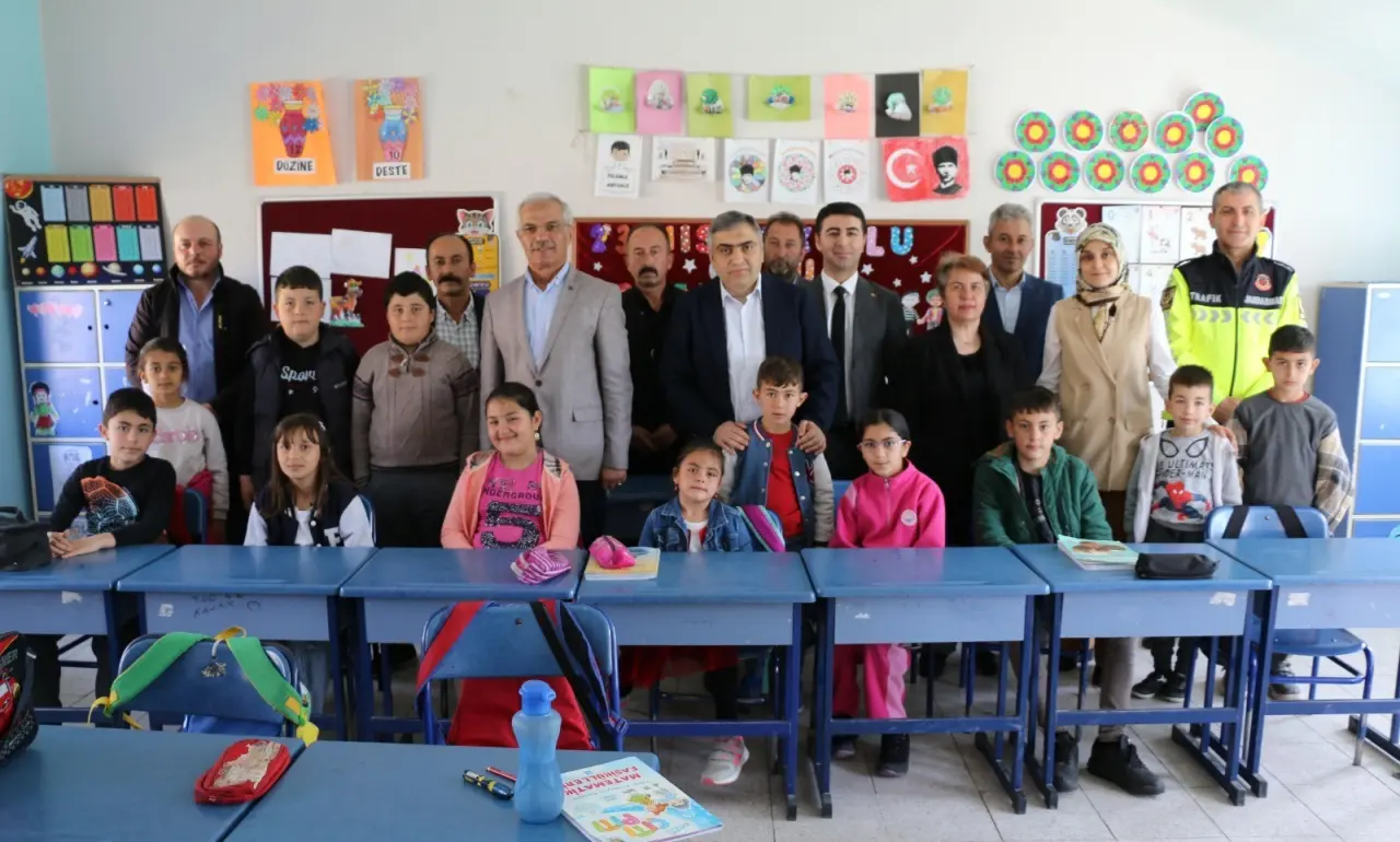 Kaymakam Karaaslan’dan Okul Ziyaretleri: Eğitim Süreçlerini Yerinde İnceledi 3
