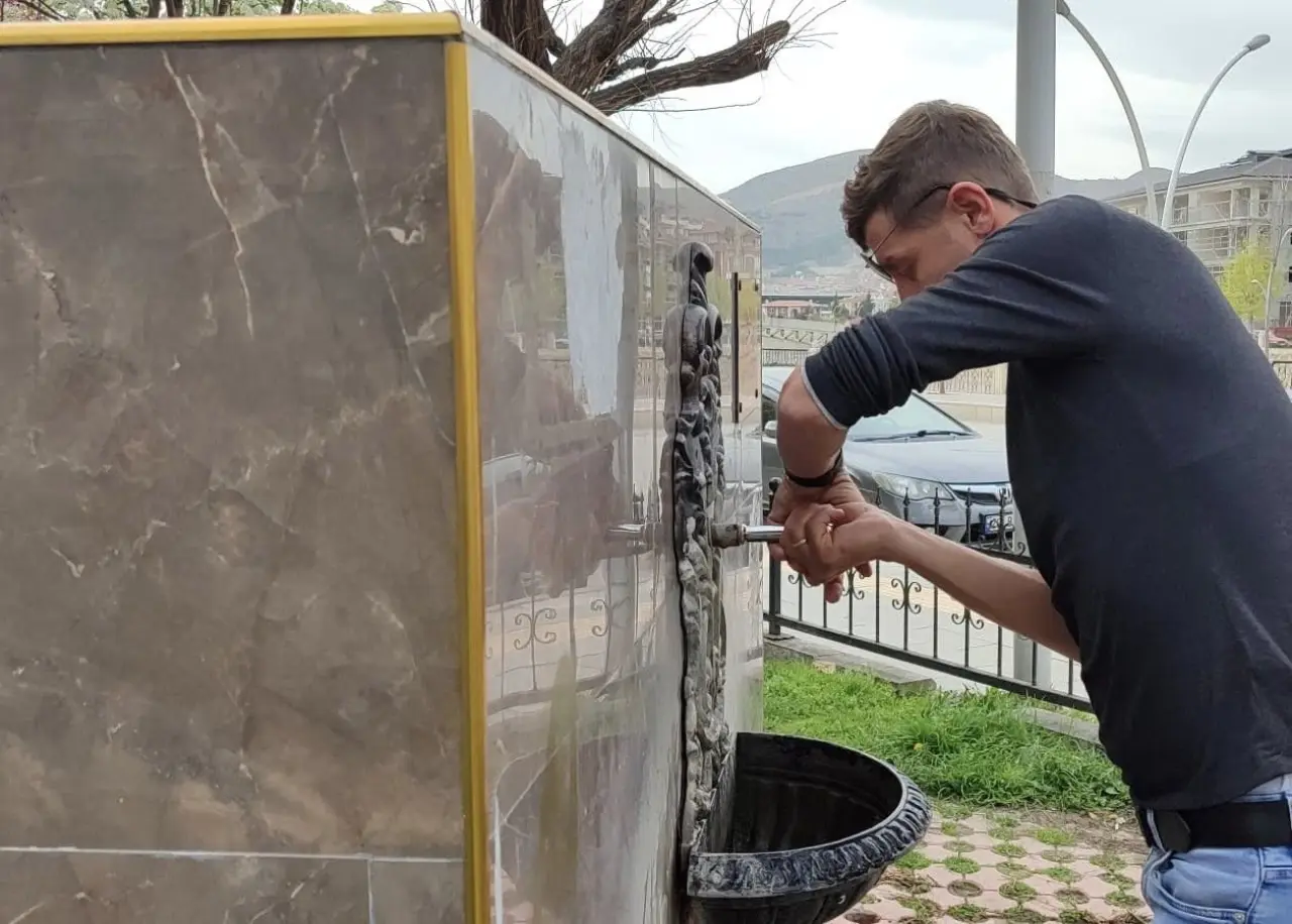 Amasya Belediyesi’nden Şehri Güzelleştiren Temizlik Seferberliği 3
