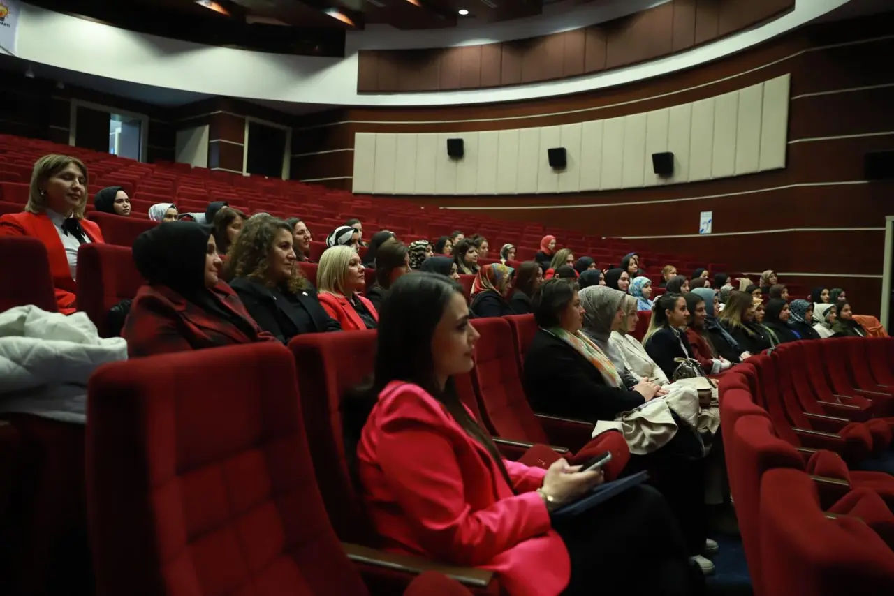 Amasya Kadın Kolları, Tanıtım Medya Toplantısında 3
