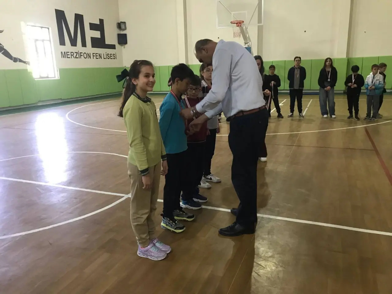 Merzifon’da Zeka Oyunlarıyla Büyüleyen Öğrenciler Ödüllerini Aldı 4