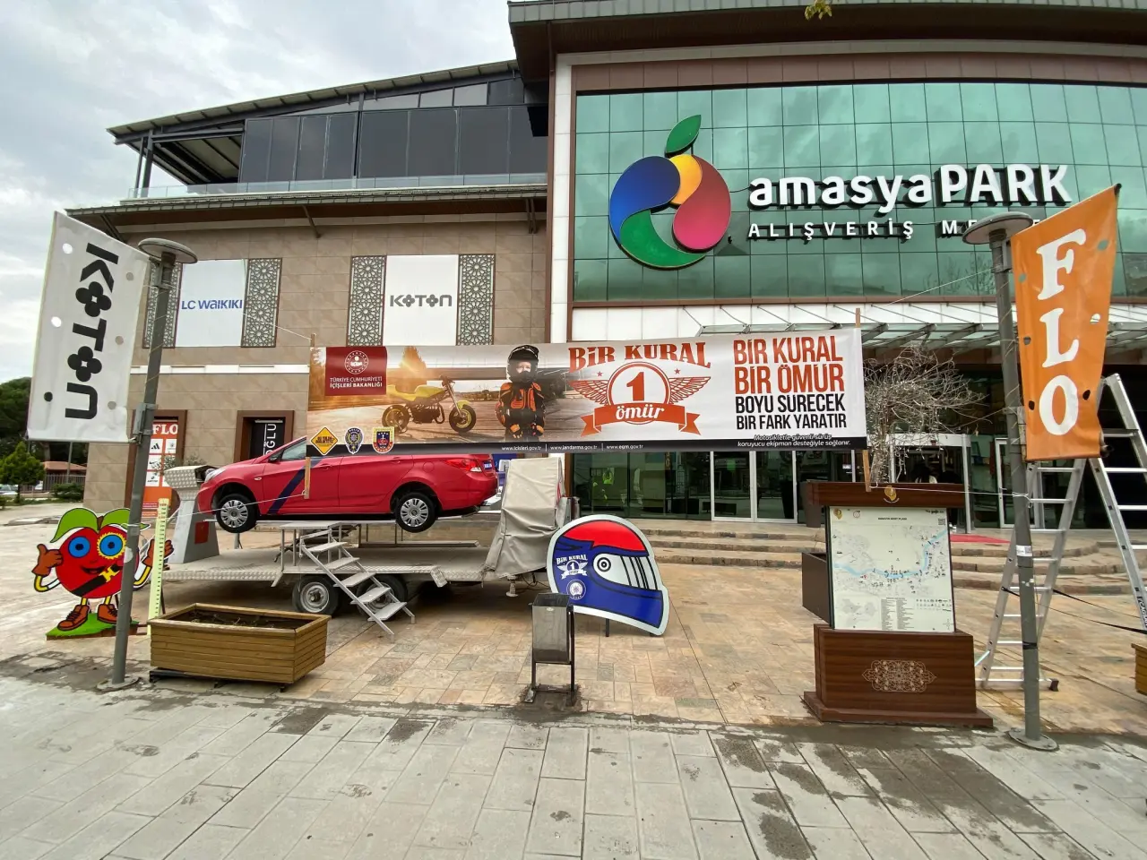Amasya'da “Bir Kural Bir Ömür” Etkinliğiyle Trafik Bilinci Güçlendirildi 5