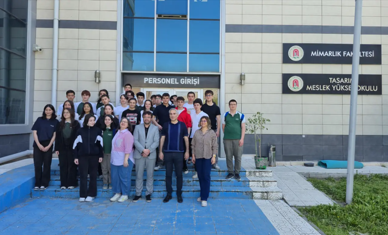 Macit Zeren Fen Lisesi Öğrencilerinden Amasya Üniversitesi Mimarlık Fakültesi’ne Ziyaret 3