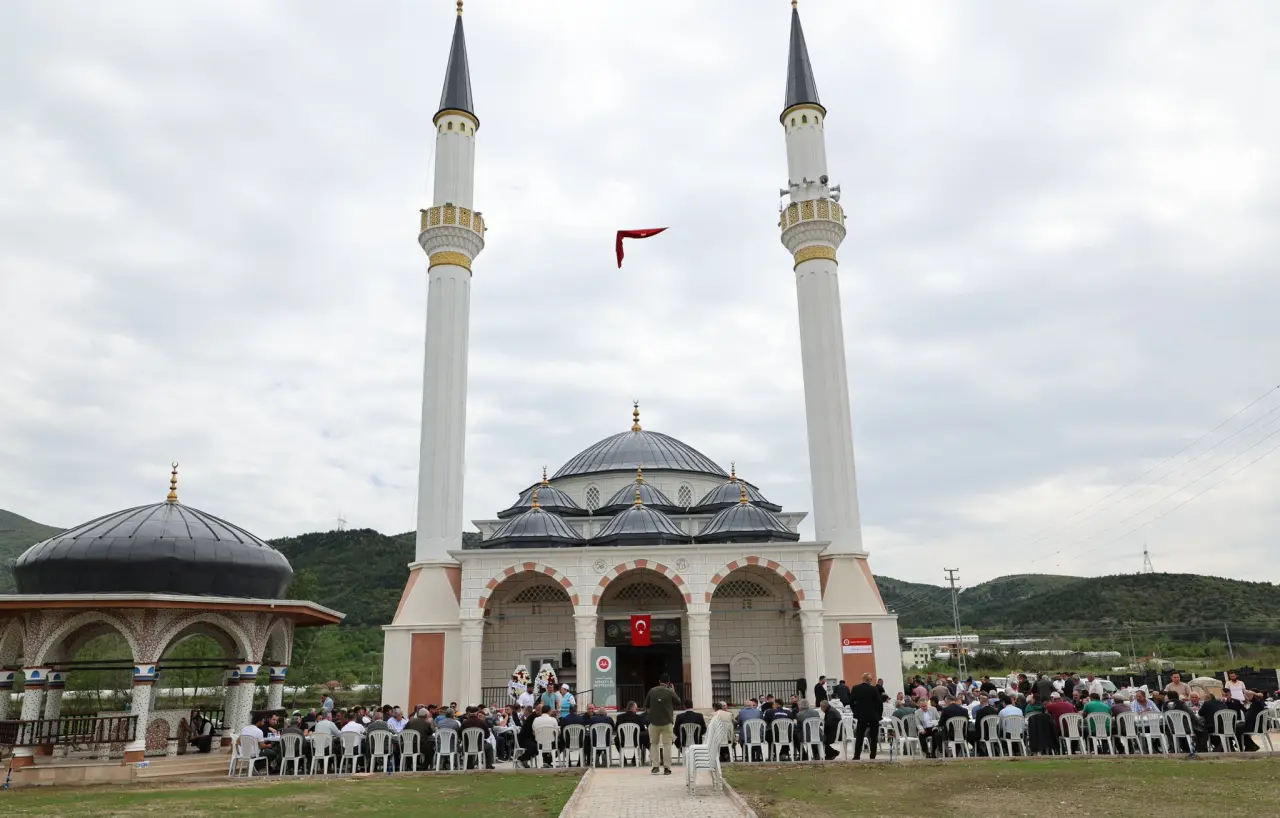 Dadı Köyü Camii Dualarla Açıldı: Vali Önder Bakan ve Milletvekilleri Açılışta 3