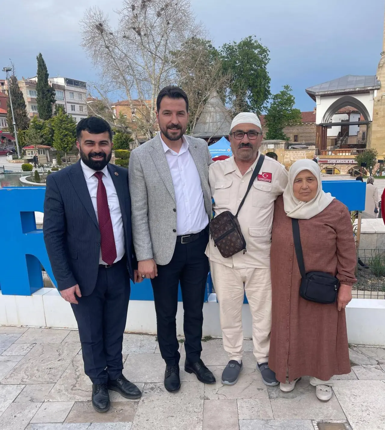 Başkan Emre Keleş, Hacı Adaylarını Dualarla Uğurladı 2