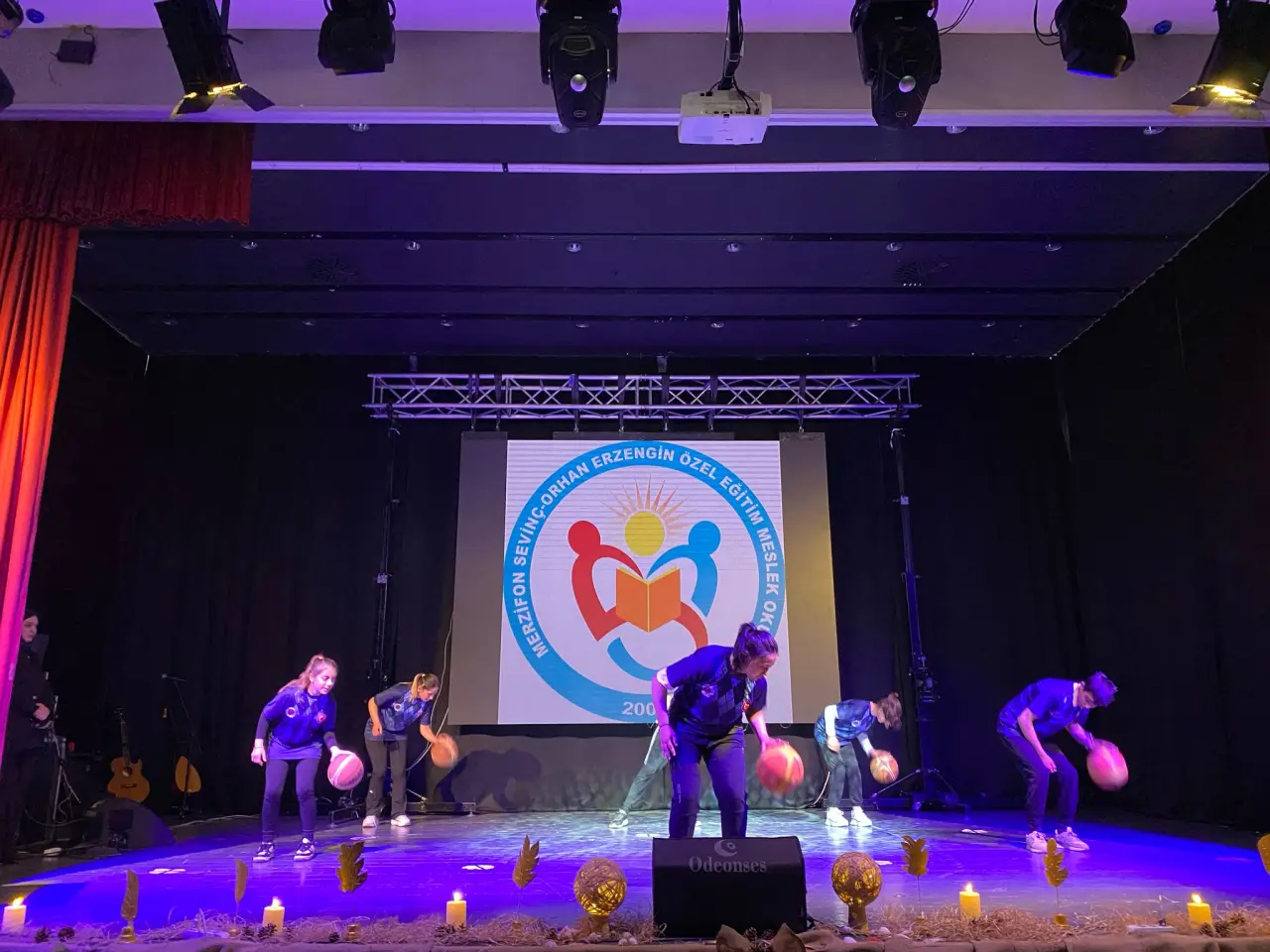 Merzifon’da Anlamlı Program: “Elimi Tutsan Engelimi Unutsam” 6