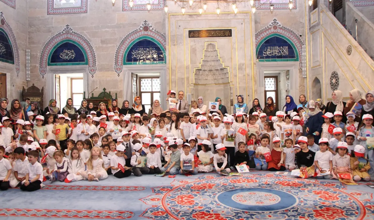 Minik Yüreklerden Veda: Amasya’da 4-6 Yaş Öğrencileri İçin Anlamlı Program 4